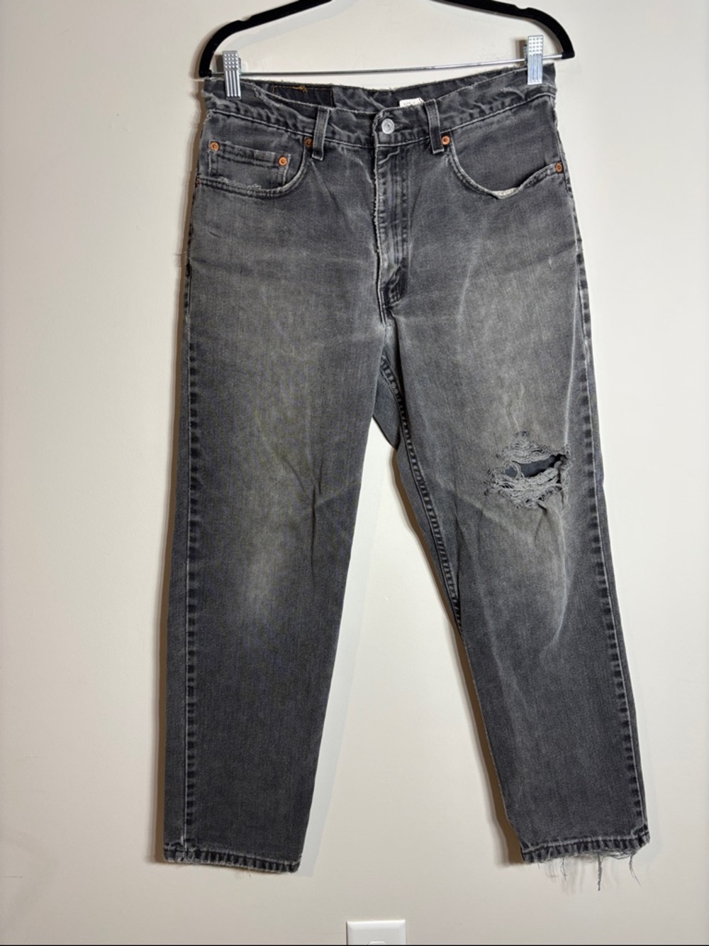 VTG 90s Levi's 550 Relaxed Fit Jeans Mens 32x28 Black USA Denim